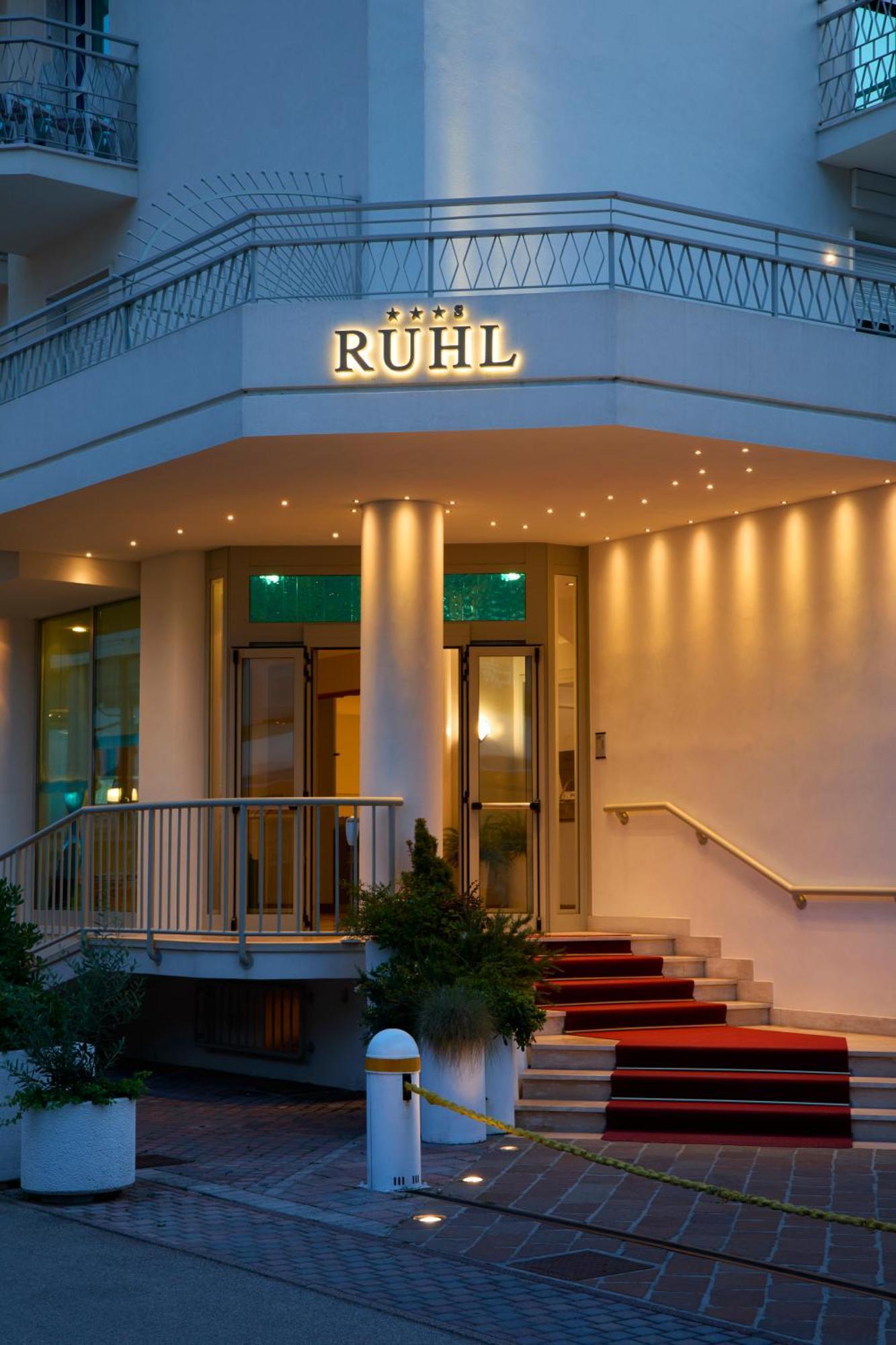 Ruhl Beach Hotel & Suites ลิโดดิเยโซโล ภายนอก รูปภาพ