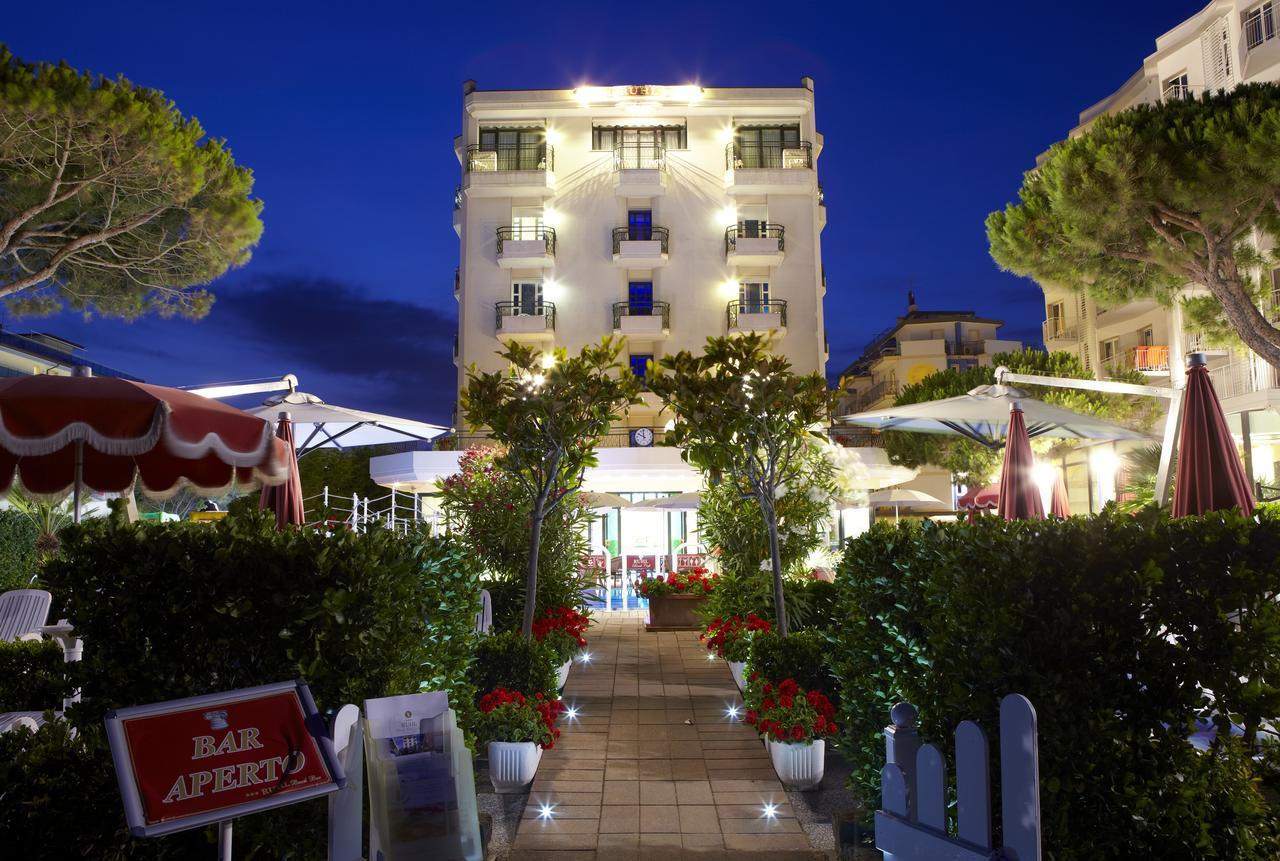 Ruhl Beach Hotel & Suites ลิโดดิเยโซโล ภายนอก รูปภาพ